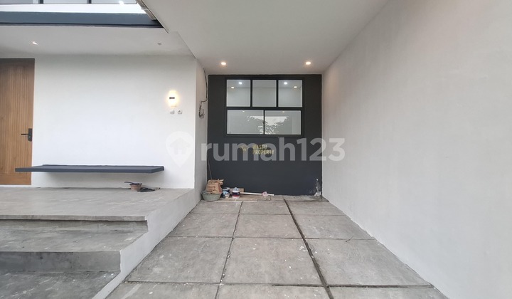 Scandinavian Style House East of Candi Sambisari in Kalasan 2