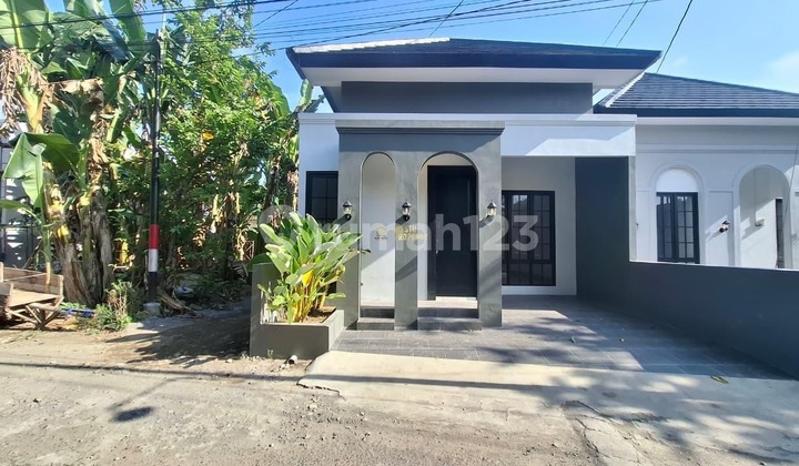 Ready-to-occupy house, price under 500 million, near Bantul Road KM 6 in Kasongan.