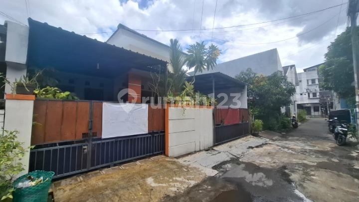 Rumah Cantik, Siap Huni, 5 Menit ke Kampus Atmajaya Babarsari 2