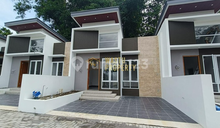 New House Ready to Occupy 8 Minutes to UII Sleman Jogja New House Ready to Occupy 8 Minutes to UII Sleman Jogja