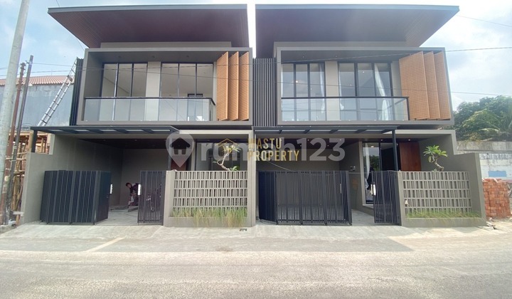 2-STORY HOUSE, FULLY FURNISHED PREMIUM LOCATION IN JOGJA CITY 1