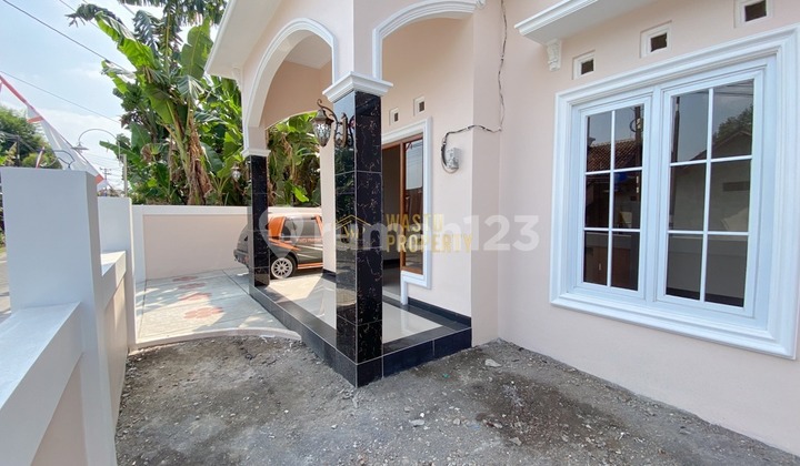 New House, 4 Bedrooms, 9 Minutes to Dr Hardjoukito Hospital Jogja New House, 4 Bedrooms, 9 Minutes to Dr Hardjoukito Hospital Jogja