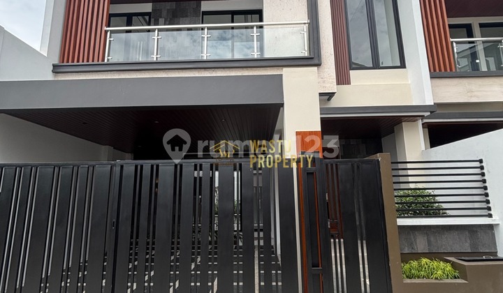 Dijual Rumah Mewah 2 Lantai Dekat Hotel Hyatt Jogja