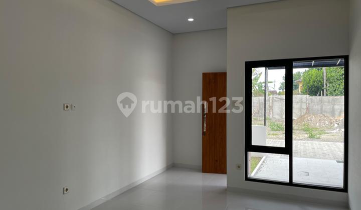 RUMAH CANTIK SIAP HUNI DEKAT PASAR CEBONGAN 2