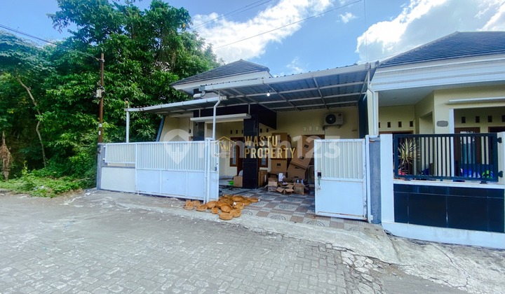 RUMAH SIAP HUNI MURAH DEKAT RINGROAD MAGUWOHARJO 1