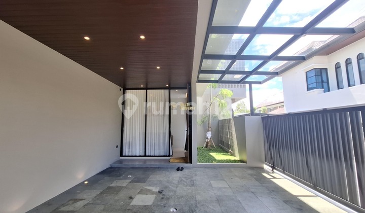 Ready-to-Live House, Fully Furnished + Mini Pool Near Maguwoharjo, Sleman 2