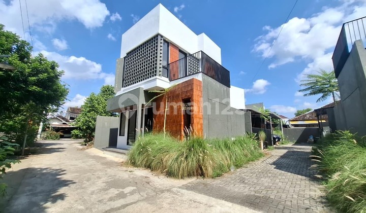 Rumah Siap Huni, Dalam Cluster, 6 Menit ke Kampus Isi Jogja di Sewon