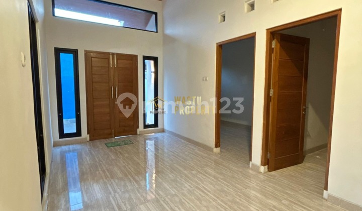 2-Storey House, 3 Bedrooms Near Smk Nasional in Berbah