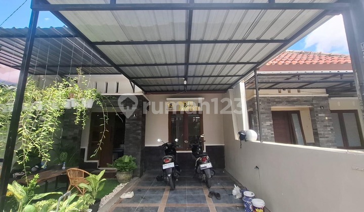 Affordable House, Free Furnished, 5 Minutes to Campus in Jogja Affordable House, Free Furnished, 5 Minutes to Campus in Jogja