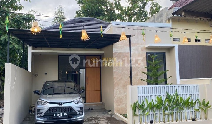 Modern Limasan House, Near At Turots Hospital in Seyegan 1