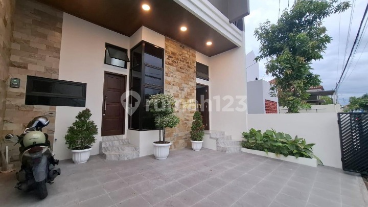 Rumah 2 Lantai, Siap Huni di Condongcatur, Depok, Sleman 2