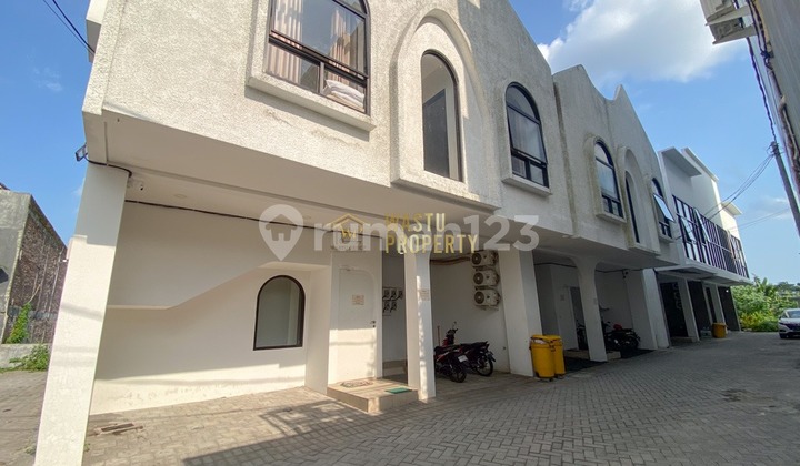 KOST AKTIF EXCLUSIVE 2 LANTAI DEKAT KAMPUS UIN, JOGJA KOST AKTIF EXCLUSIVE 2 LANTAI DEKAT KAMPUS UIN, JOGJA