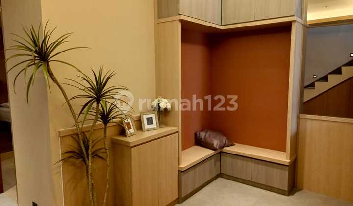 Brand New Rumah 3 Lantai Cluster Solite Permata Buana 2