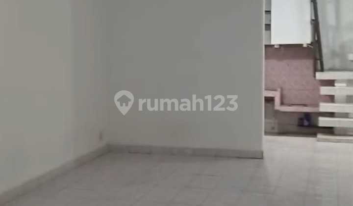 Rumah Terenovasi Kosambi Baru Jakarta Barat