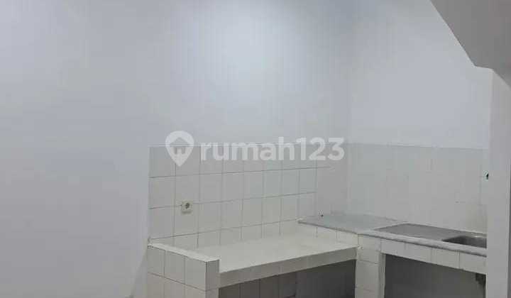 Rumah Bagus Siap Huni Citra Garden 3 Kalideres 2