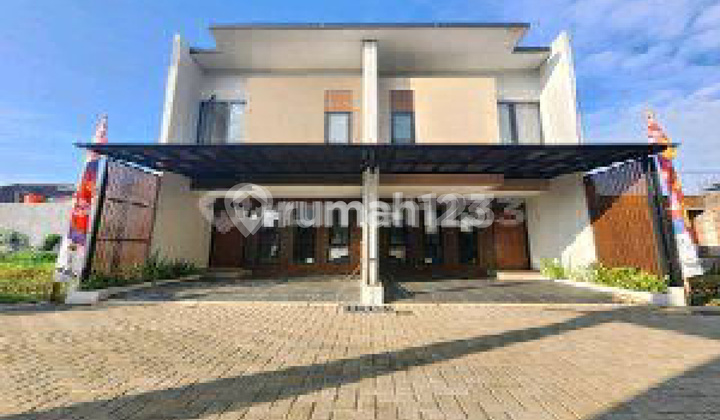 Rumah 2 Lantai Dekat Toll 1