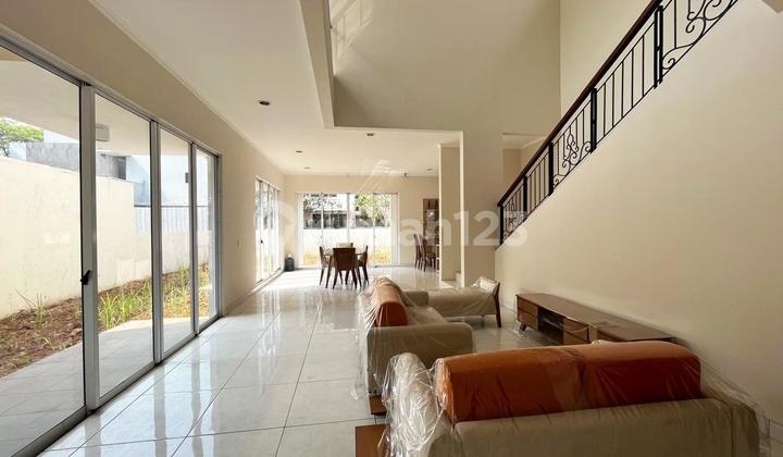 For Rent/ Disewakan Rumah Mewah di Lingkungan Elit De Frangipani- De Park BSD City 2