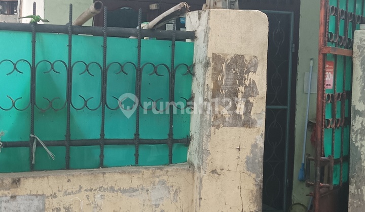 Rumah Daerah Strategis Dekat Ancol Dan Pusat Perbelanjaan 