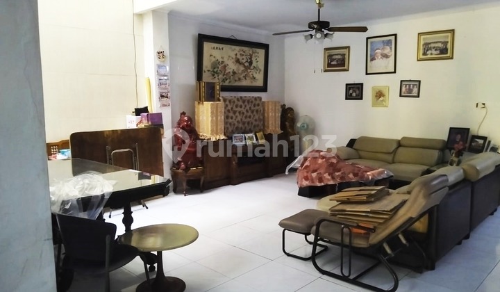 Rumah Dekat Pusat Kuliner Dan Pusat Perbelanjaan Dengan Harga Nego di Muara Karang SHM Bagus Rumah 2