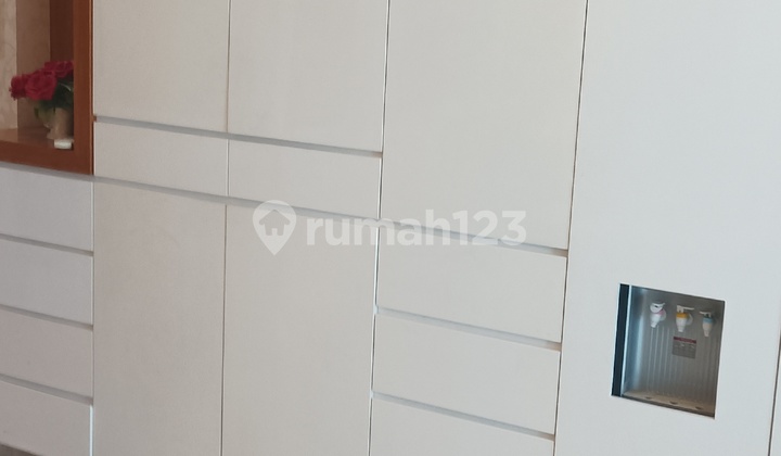 Apartemen Dekat Pusat Belanja Terkenal Dengan Harga Terjangkau Dan Full Furnised Tinggal Bawa Koper Saja 0 Kamar Tidur 2