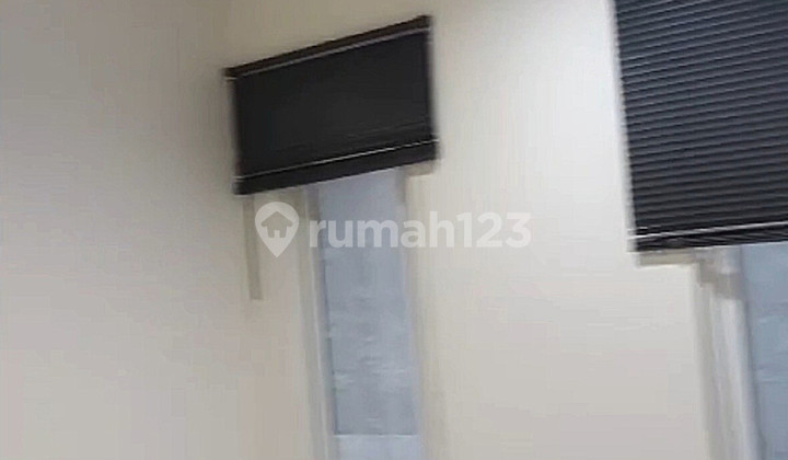 Rarely Available Summarecon Cluster House, Good, Affordable, Strategic, Near Schools, Near Hospitals, Near Transportation, Near Shopping Centers, Near Places of Worship, Near Toll Road in Gading Serpong.