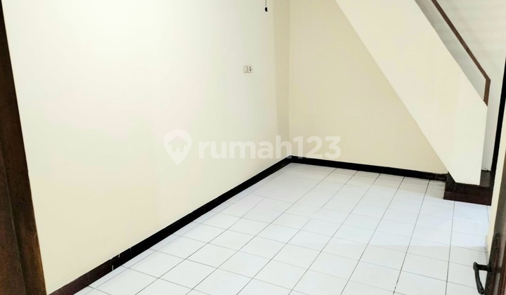 Rumah Murah, Strategis, Nyaman, Dekat Sekolah, Dekat Rumah Sakit, Dekat Transportasi Umum, Dekat Pusat Perbelanjaan, Akses Bisnis Di Percetakan Negara, Jakarta Pusat Rumah Murah, Strategis, Nyaman, Dekat Sekolah, Dekat Rumah Sakit, Dekat Transportasi Umum, Dekat Pusat Perbelanjaan, Akses Bisnis Di Percetakan Negara, Jakarta Pusat