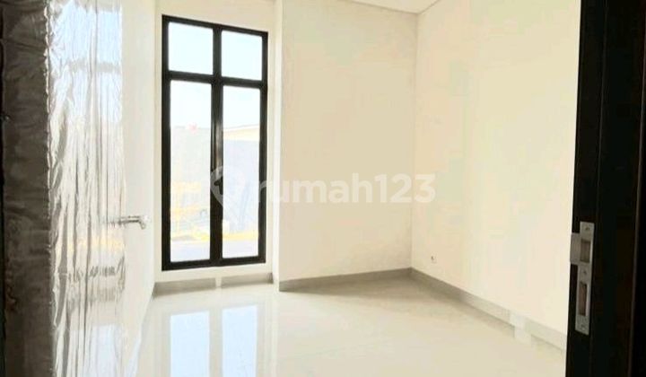 Good House, Affordable, Ready to Occupied, Near Shopping Center, Near School, Near Business Access, Near Public Transportation in JGC, East Jakarta