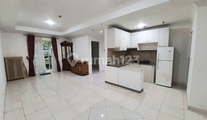 Rarely Available Apartments: Well-Designed, Strategic, Affordable, Spacious, Near Schools, Near Hospitals, Near Malls, Near Public Transport, Near Places of Worship, Near Toll Roads in Kelapa Gading