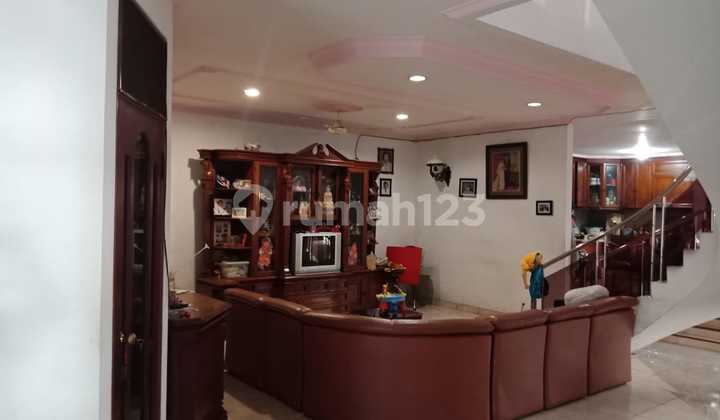 Jarang Ada Rumah Bagus Hook, Di Bawah Harga Pasaran, Di Bawah Harga Njop, Strategis, Dekat Sekolah, Dekat Rumah Sakit, Dekat Tol, Dekat Transportasi Umum, Dekat Pusat Perbelanjaan Di Kelapa Gading, Jakarta Utara Jarang Ada Rumah Bagus Hook, Di Bawah Harga Pasaran, Di Bawah Harga Njop, Strategis, Dekat Sekolah, Dekat Rumah Sakit, Dekat Tol, Dekat Transportasi Umum, Dekat Pusat Perbelanjaan Di Kelapa Gading, Jakarta Utara