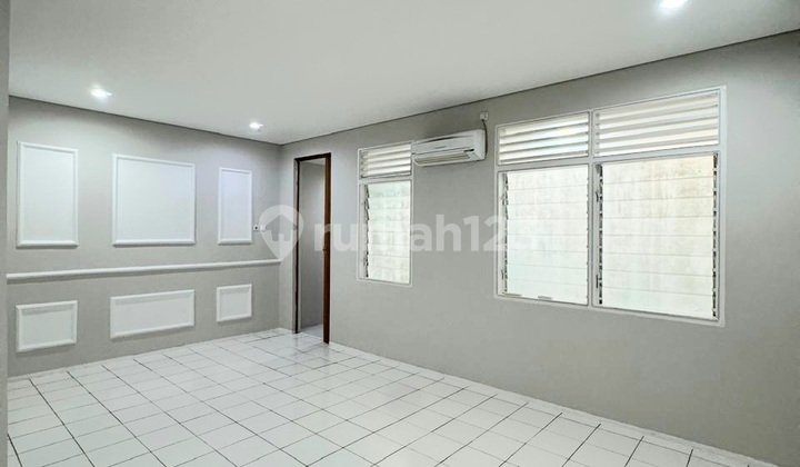 Jarang Ada Rumah Siap Huni, Murah, Bersih, Nyaman, Aman, Strategis, Dekat Sekolah, Dekat Pusat Perbelanjaan, Dekat Transportasi Umum, Dekat Tol, Dekat Rumah Sakit, Dekat Tempat Ibadah di Kelapa Gading Jarang Ada Rumah Siap Huni, Murah, Bersih, Nyaman, Aman, Strategis, Dekat Sekolah, Dekat Pusat Perbelanjaan, Dekat Transportasi Umum, Dekat Tol, Dekat Rumah Sakit, Dekat Tempat Ibadah di Kelapa Gading