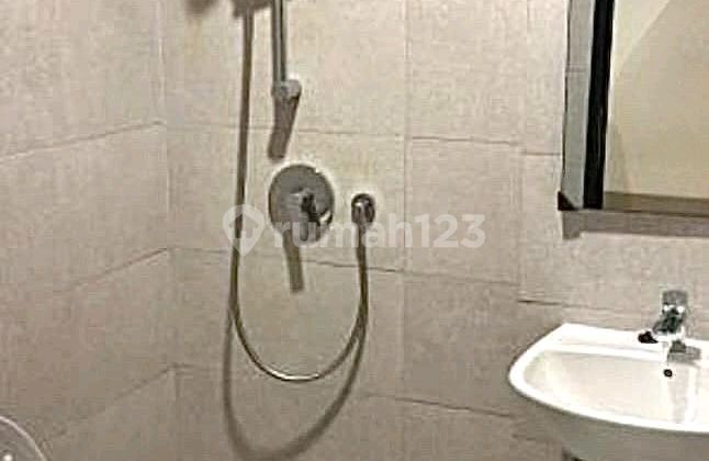 Condo House Bagus, Murah, Di Bawah Harga Pasaran, Strategis, Dekat Sekolah, Dekat Rumah Sakit, Dekat Transportasi Umum, Dekat Stasiun, Dekat Pusat Perbelanjaan, Dekat Tol Di Green Royal, Jakarta Barat 2