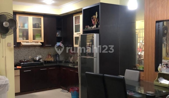 Affordable Cluster House Rarely Available, Safe, Comfortable, Near Schools, Near Public Transportation, Near Hospitals, Near Places of Worship, Near Shopping Centers in Kelapa Gading