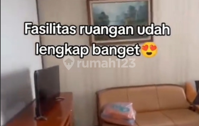 Fully Furnished Apartment, Move-in Ready, Affordable, Strategic Location, Near Schools, Near Hospitals, Near Highways, Near Public Transportation, Near Shopping Centers in Ancol 2