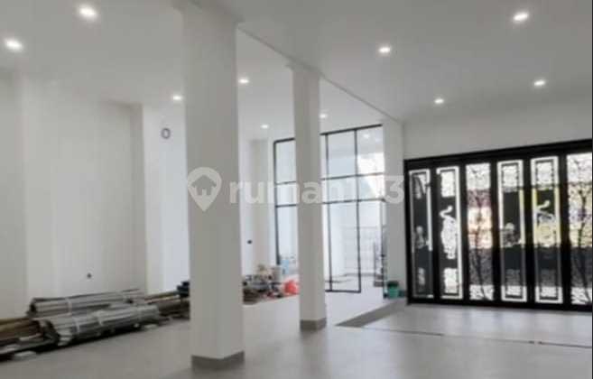 Luxury House, Elevator & Swimming Pool Included, Strategic Location, Ready to Occupied, Flood-Free, Near Shopping Center, Near Toll Road, Near Hospital, Near School in Sunter, North Jakarta Luxury House, Elevator & Swimming Pool Included, Strategic Location, Ready to Occupied, Flood-Free, Near Shopping Center, Near Toll Road, Near Hospital, Near School in Sunter, North Jakarta