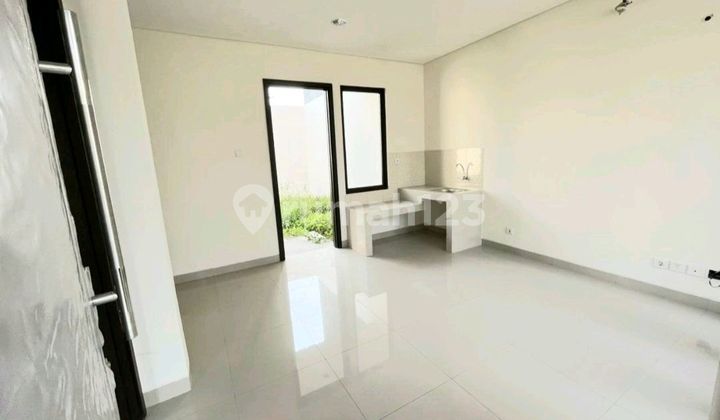 New, Good, Affordable, Strategic, Ready to Occupy, Near Schools, Near Shopping Centers, Near Public Transportation, Near Hospitals, Near Business Access at JGC, East Jakarta