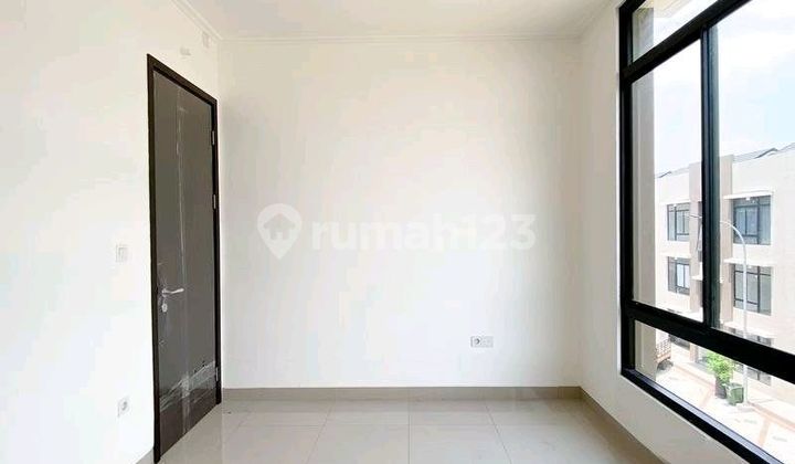 Affordable Comfortable Condo, Near Schools, Near Hospitals, Near Shopping Centers, Near Public Transport, Near Toll Roads, Near Station In Green Royal, West Jakarta 2