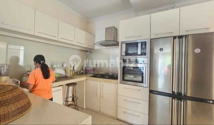 Luxury 2-Story House on Gunung Catur Street, West Denpasar 2