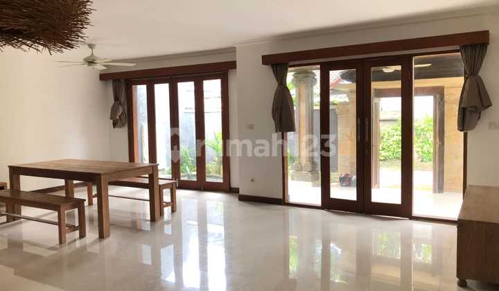 Minimalist Villa in a Quiet Area 2 Bedrooms Jimbaran South Kuta 2