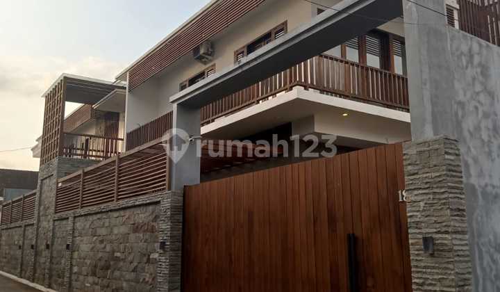 Rumah 2 Lantai 3Kt Mahendradatta Selatan Denpasar Bali 2