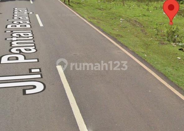 Land on the Edge of the Main Road, Balangan Beach Road, Jimbaran, Bali Land on the Edge of the Main Road, Balangan Beach Road, Jimbaran, Bali