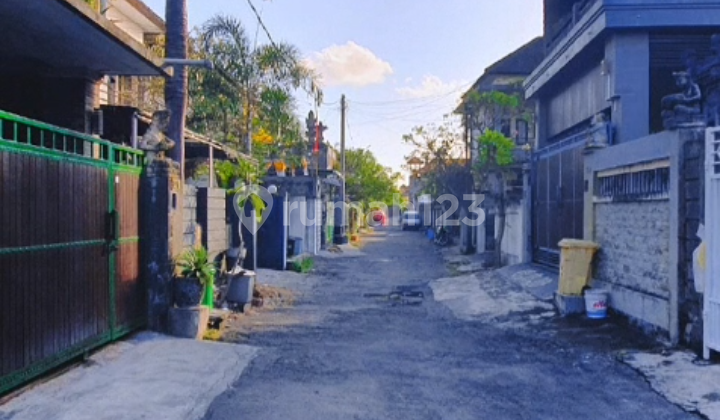 Tukad Irawadi Villa Style House Near Denpasar City Center Bali 2