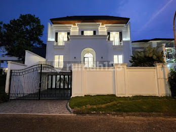 Rumah Mewah Cluster Terdepan Sentul.city