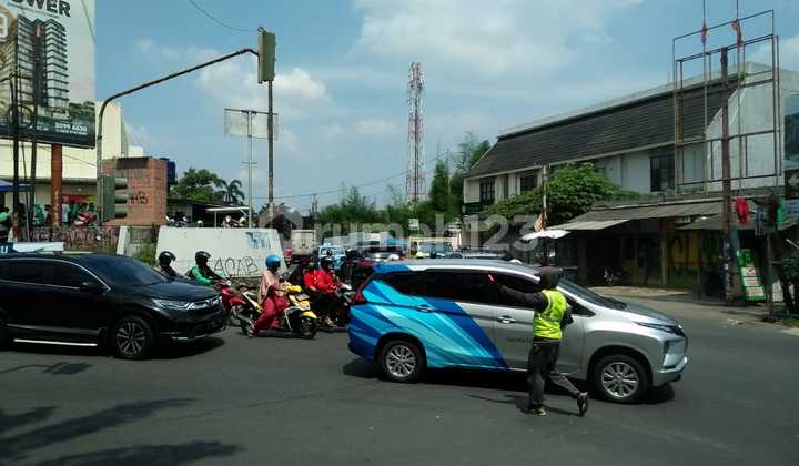 Rumah N Tanah Luas Untuk Usaha Lebak Bukus