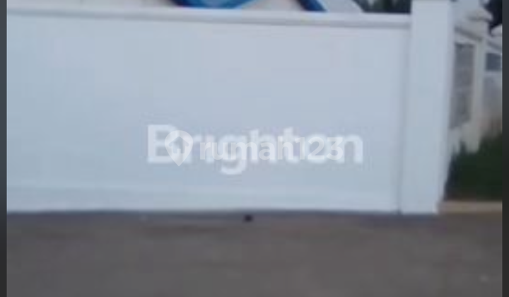 Warehouse For Sale By The Roadside Warehouse For Sale By The Roadside