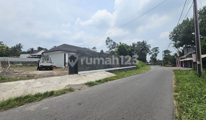 For Sale Cheap Land in Pakem, Near Bhumi Merapi Tourist Attraction.