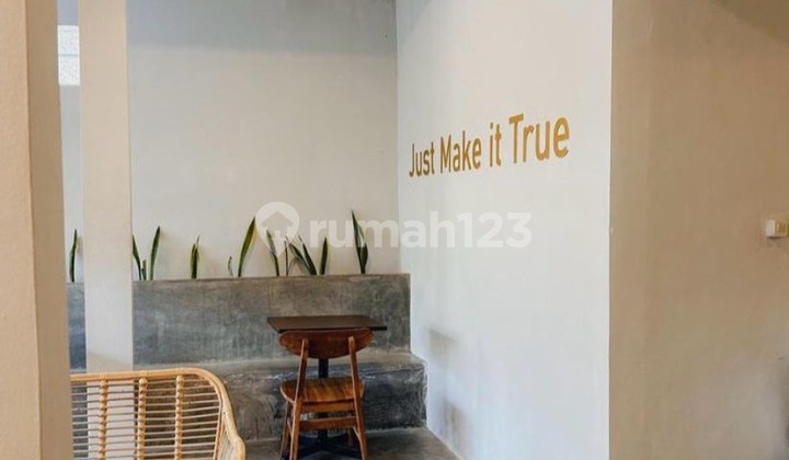 Dijual Rumah Cafe Siap Usaha di Bintaro 2
