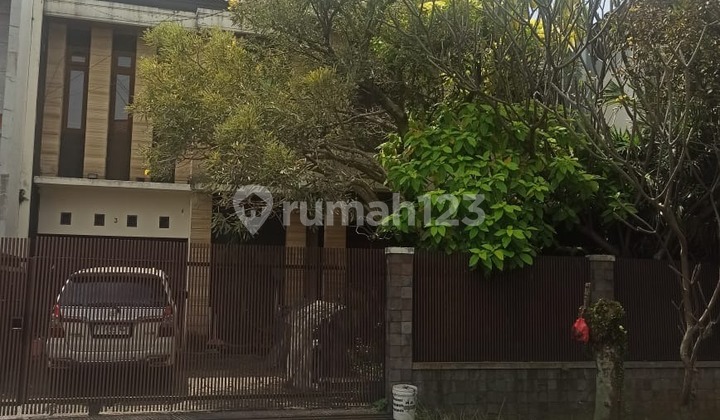 Dijual Rumah Nyaman 2 Lantai, Lingkungan Tenang - Mekarwangi Dijual Rumah Nyaman 2 Lantai, Lingkungan Tenang - Mekarwangi