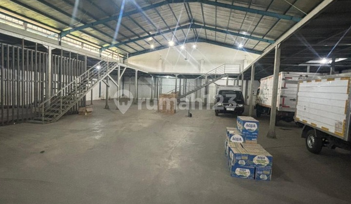 Commercial Space + Warehouse for Sale on Strategic Main Road Soekarno Hatta Commercial Space + Warehouse for Sale on Strategic Main Road Soekarno Hatta