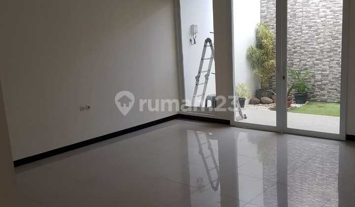 Jual Rumah Siap Huni Di Taman Kopo Indah V Springville