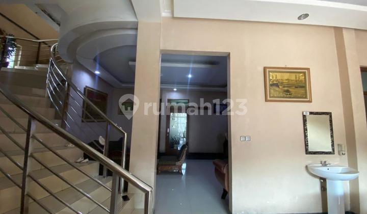 For Sale, Ready-to-Occupy House in the Center of Bandung City 2